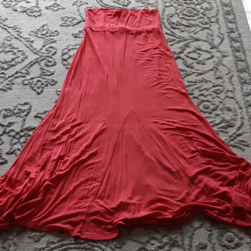 Long skirt